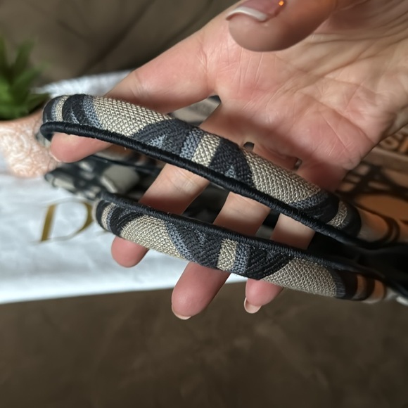 Dior Embroidered Macrocannage Large Book Tote Like New Condition - Picture 6 of 13